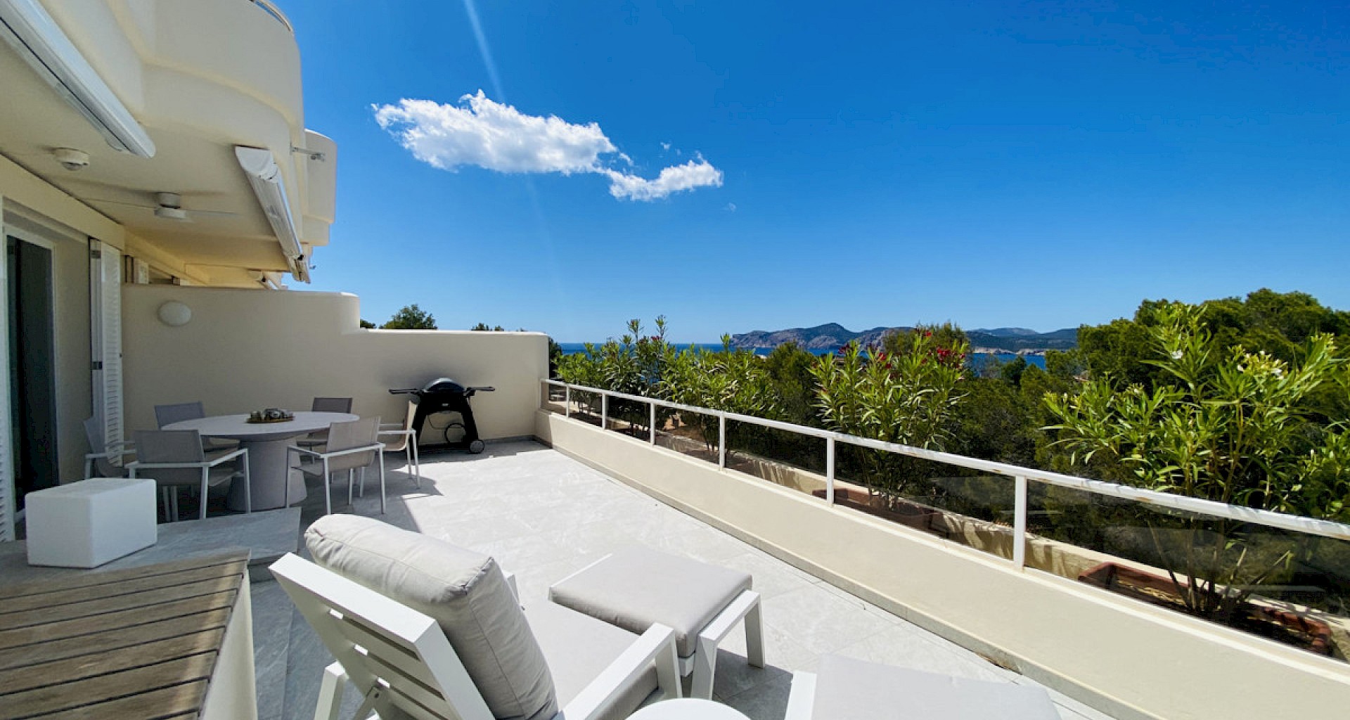 KROHN & LUEDEMANN Appartement avec vue sur la mer, très bien situé à Santa Ponsa 