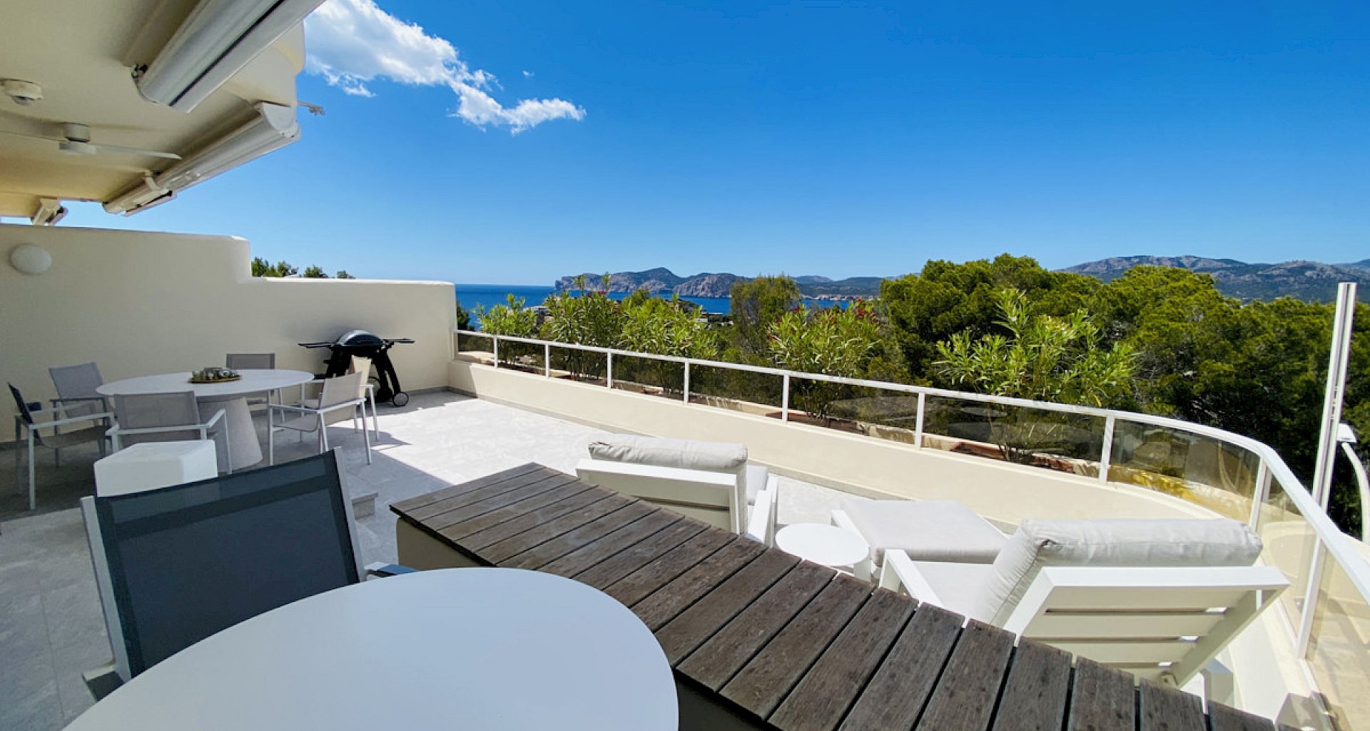 KROHN & LUEDEMANN Appartement avec vue sur la mer, très bien situé à Santa Ponsa 