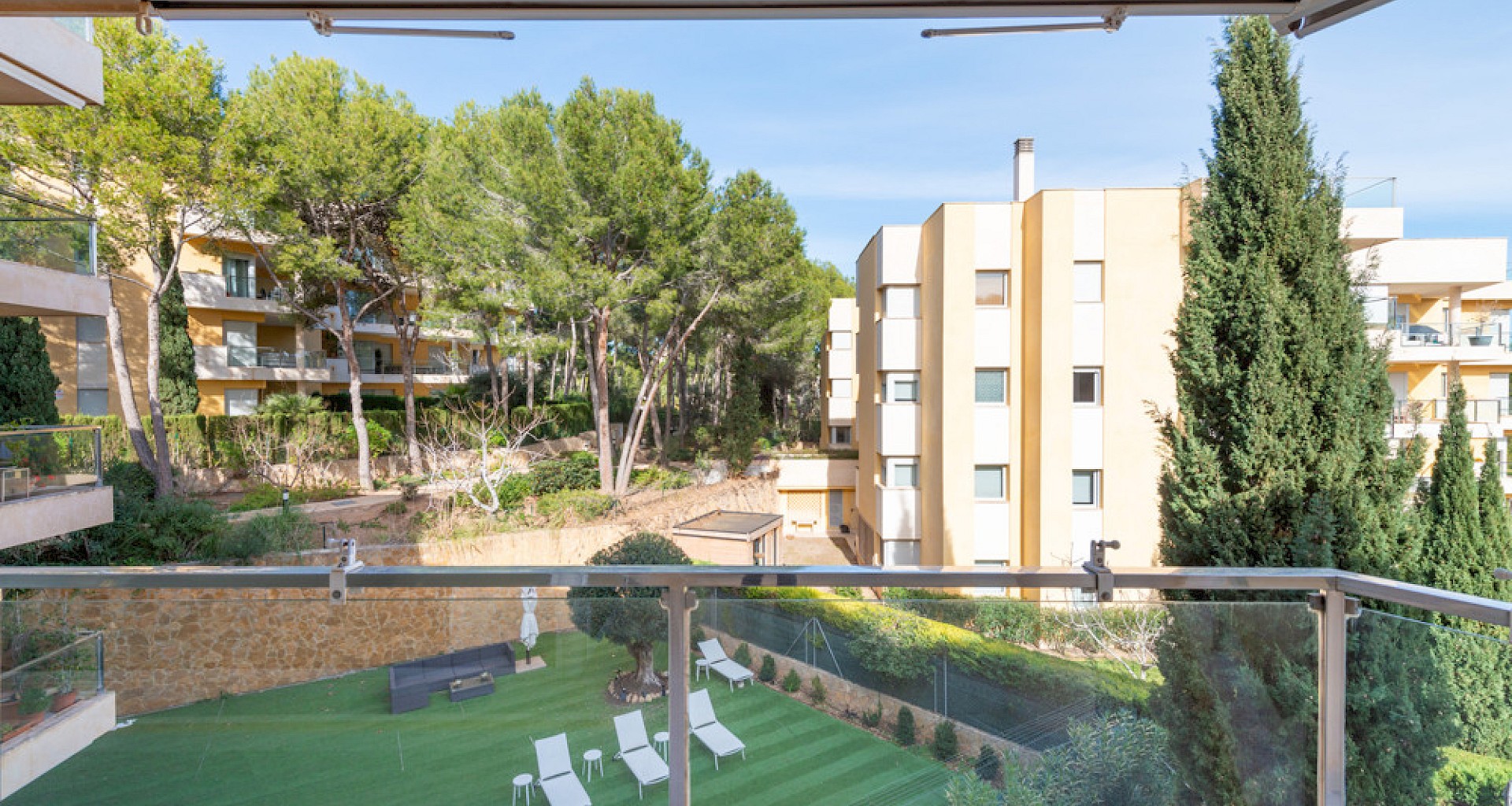 KROHN & LUEDEMANN Beautiful 3-bedroom flat in Sol de Mallorca 